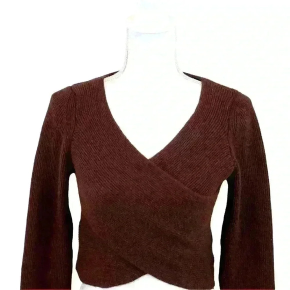 House of Harlow 1960 Brown Cropped Long Sleeve Cross Front Sweater Size Small - Picture 5 of 6